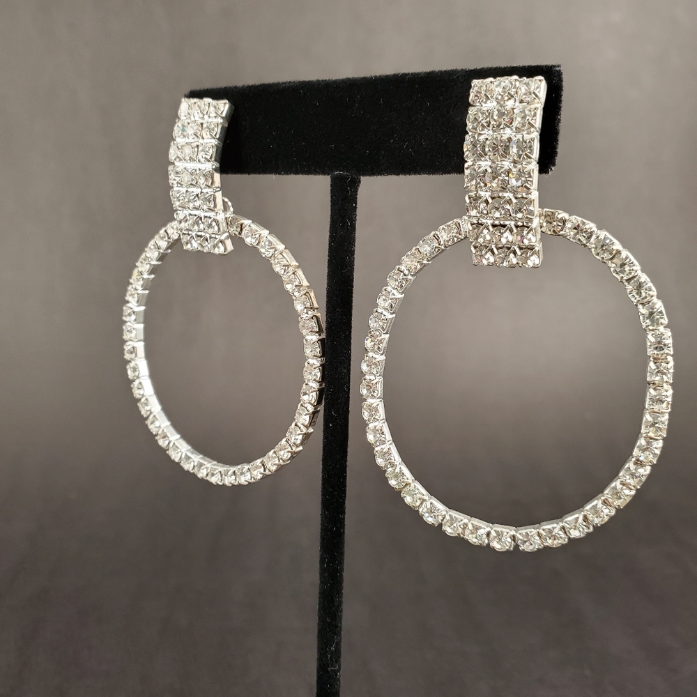 💥CLOSING SALE💥 Rhinestone Hoop Post Earrings